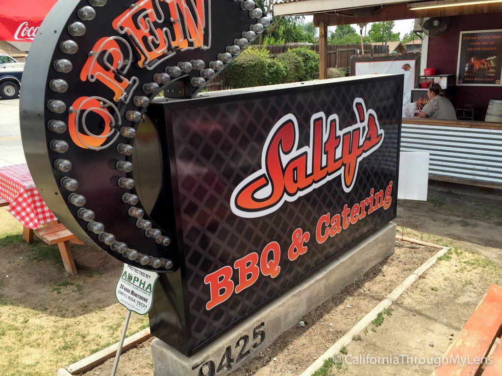 Salty's BBQ & Catering, Restaurant in Bakersfield