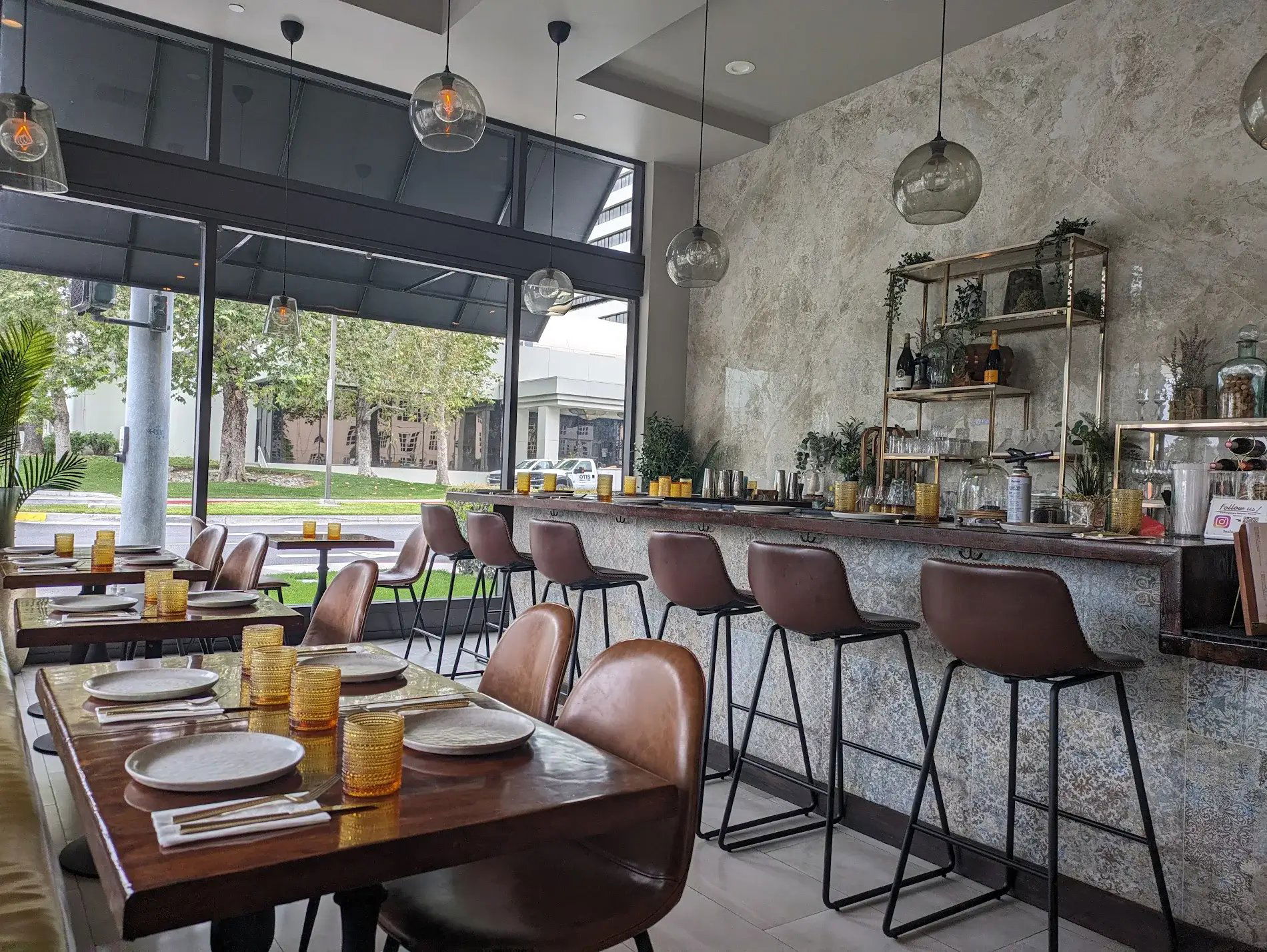 Costa Contemporary Kitchen, Restaurant in Costa Mesa