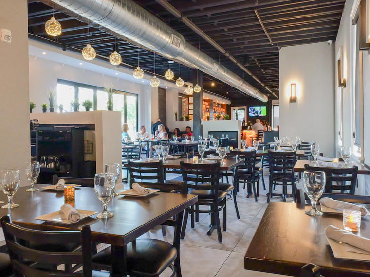 Del Porto Ristorante, Elizabethport, United States