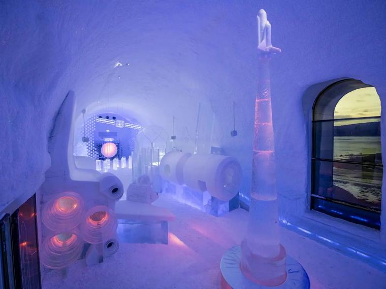 Icehotel Restaurant, Jukkasjarvi, Sweden