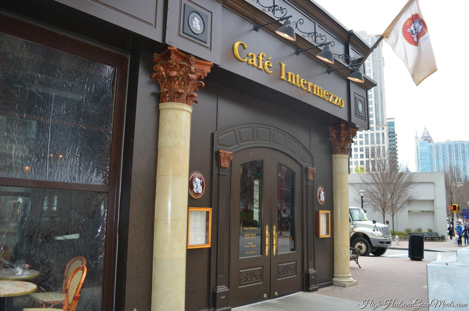 Cafe Intermezzo restaurant in Atlanta, United States