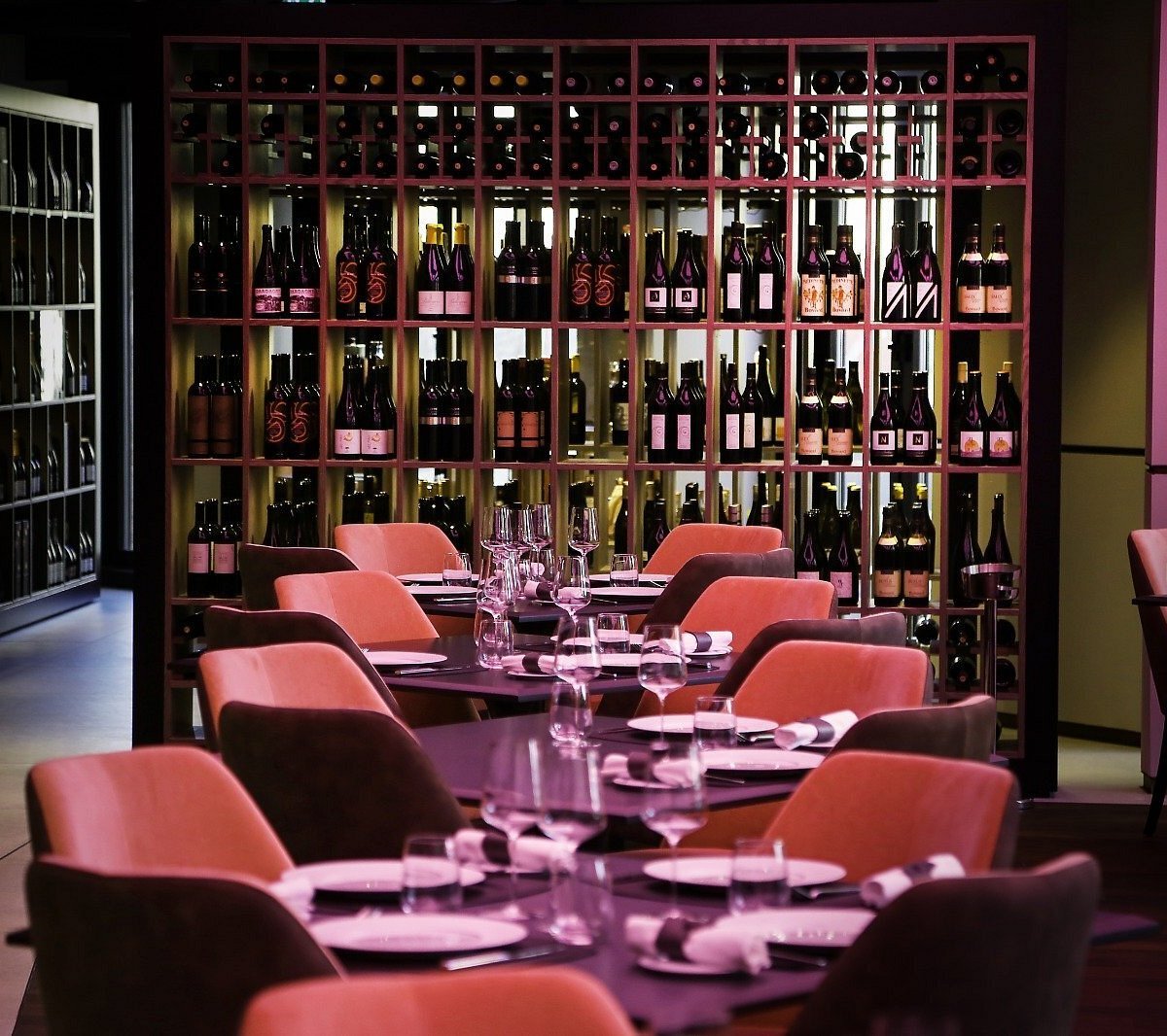 Cave & Restaurant Le180, Restaurant in Geneva