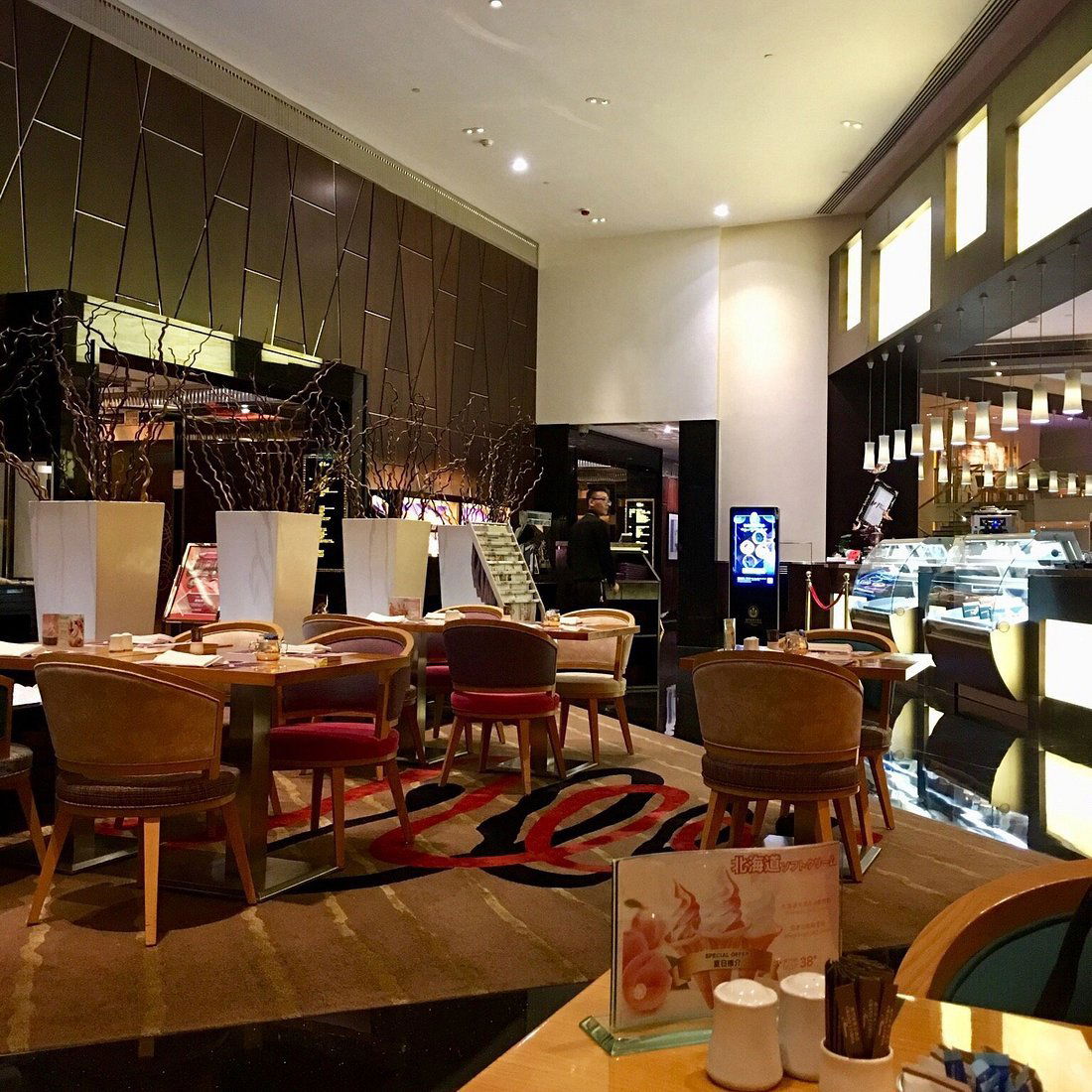 Round-The-Clock Buffet, Restaurant in Macau