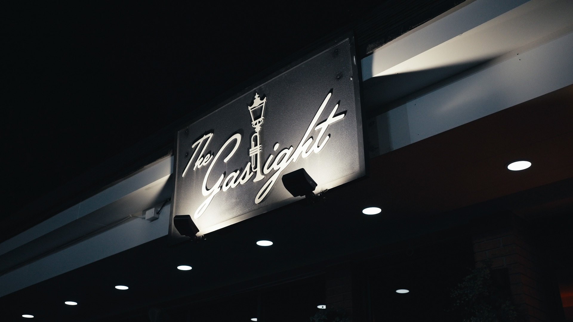 The Gaslight restaurant in Roswell, United States