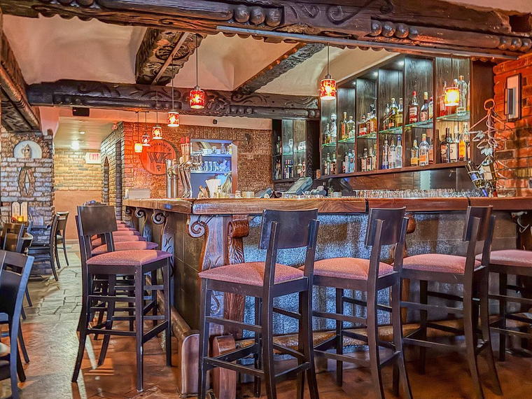 Weinkeller Restaurant, Niagara Falls, Canada