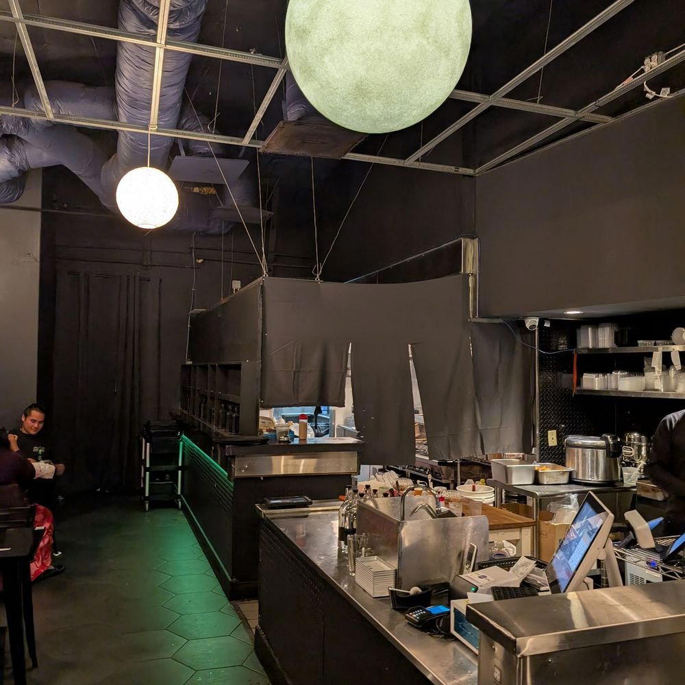 Kang Tong Degi restaurant in Oakland, United States