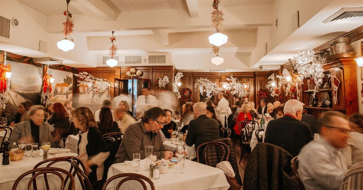 Elio's restaurant in New York City, United States