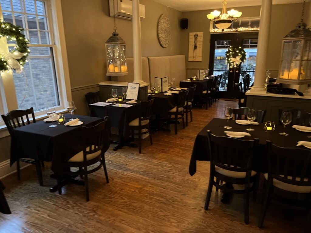 Downtown Bistro & Grill, Burlington, Canada