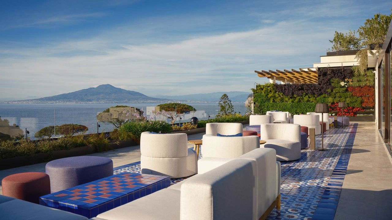Lumi Sky Lounge, Restaurant in Sorrento
