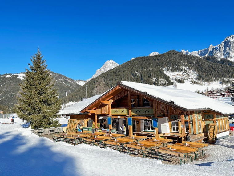 Knoll Lift-Stüberl, Ramsau Am Dachstein, Austria