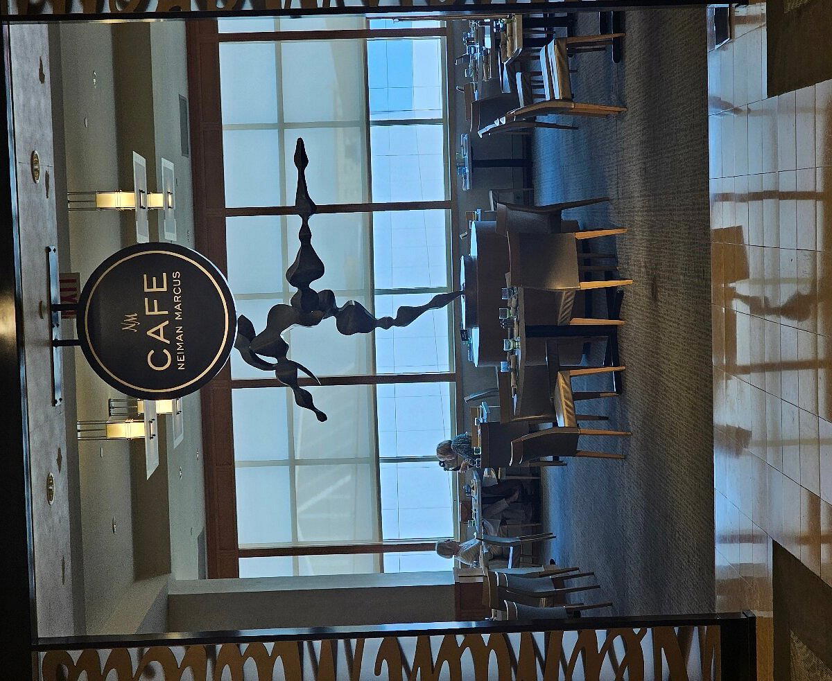 NM Cafe restaurant in King of Prussia, United States