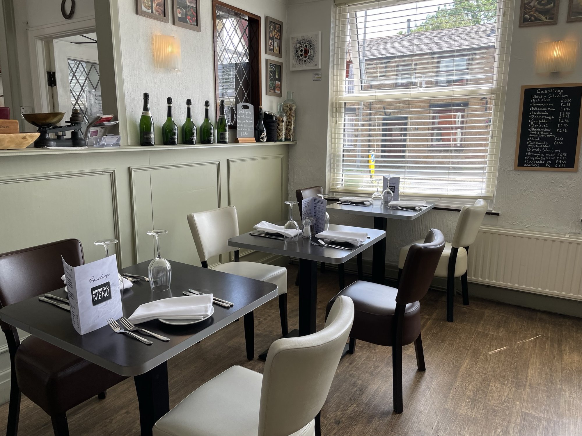 Bolton Casalingo Restaurant