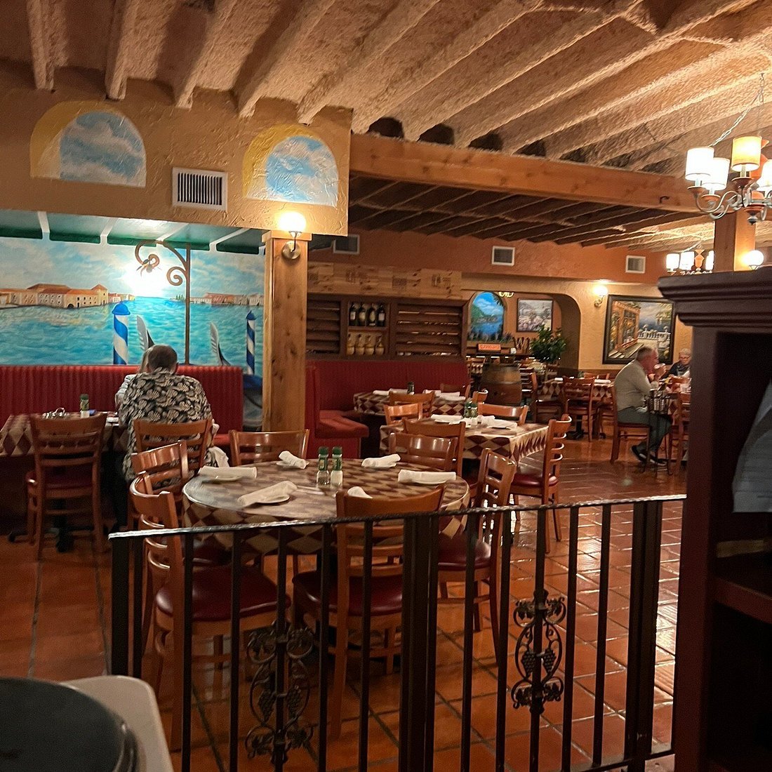 DiGiorgio's Cafe Largo