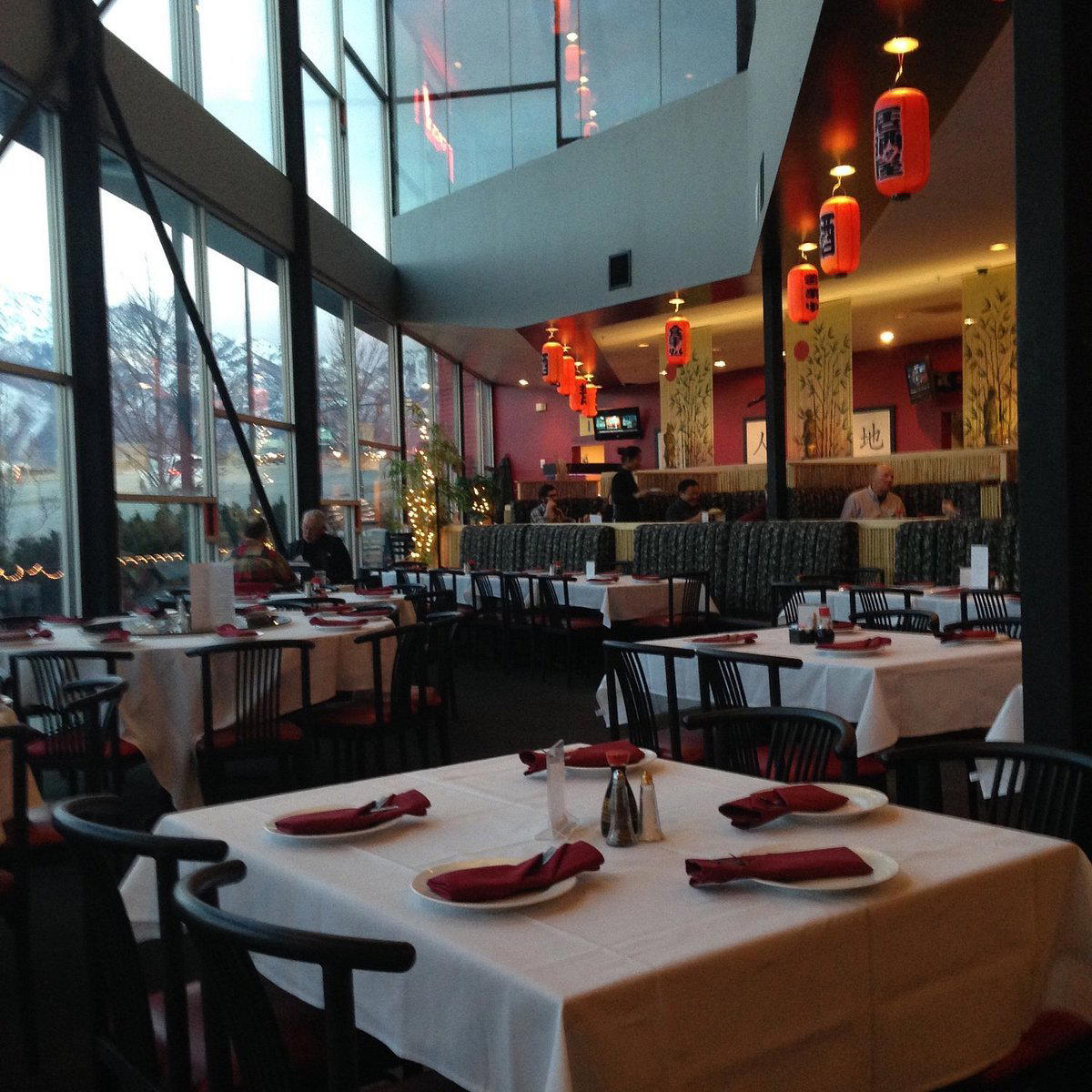 Asian Star restaurant in Midvale