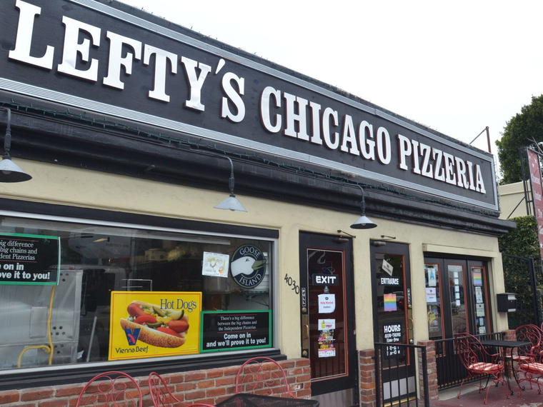 Lefty's Chicago Pizzeria, San Diego, United States