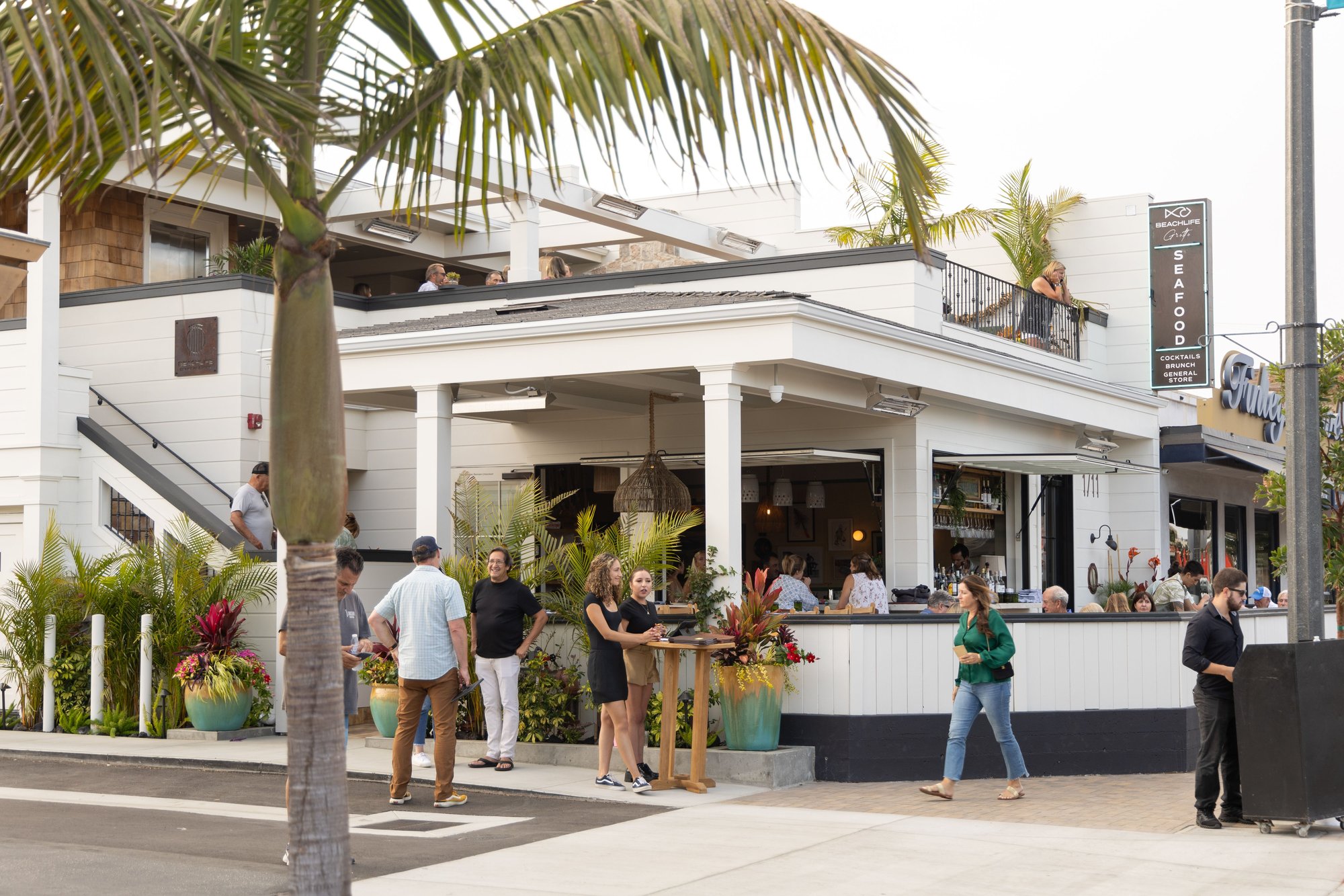 BeachLife Grotto