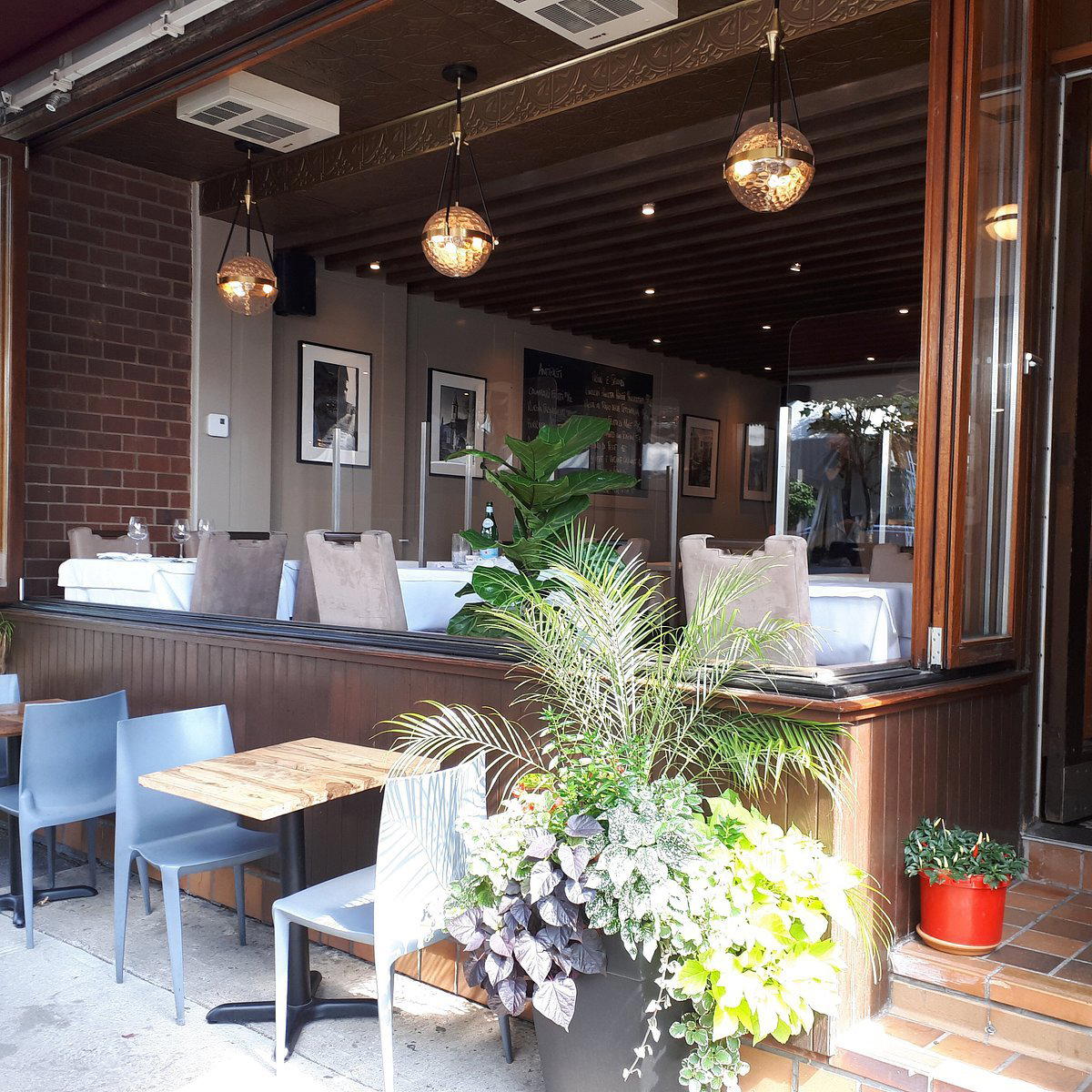 Lucca restaurant in Montréal, Canada