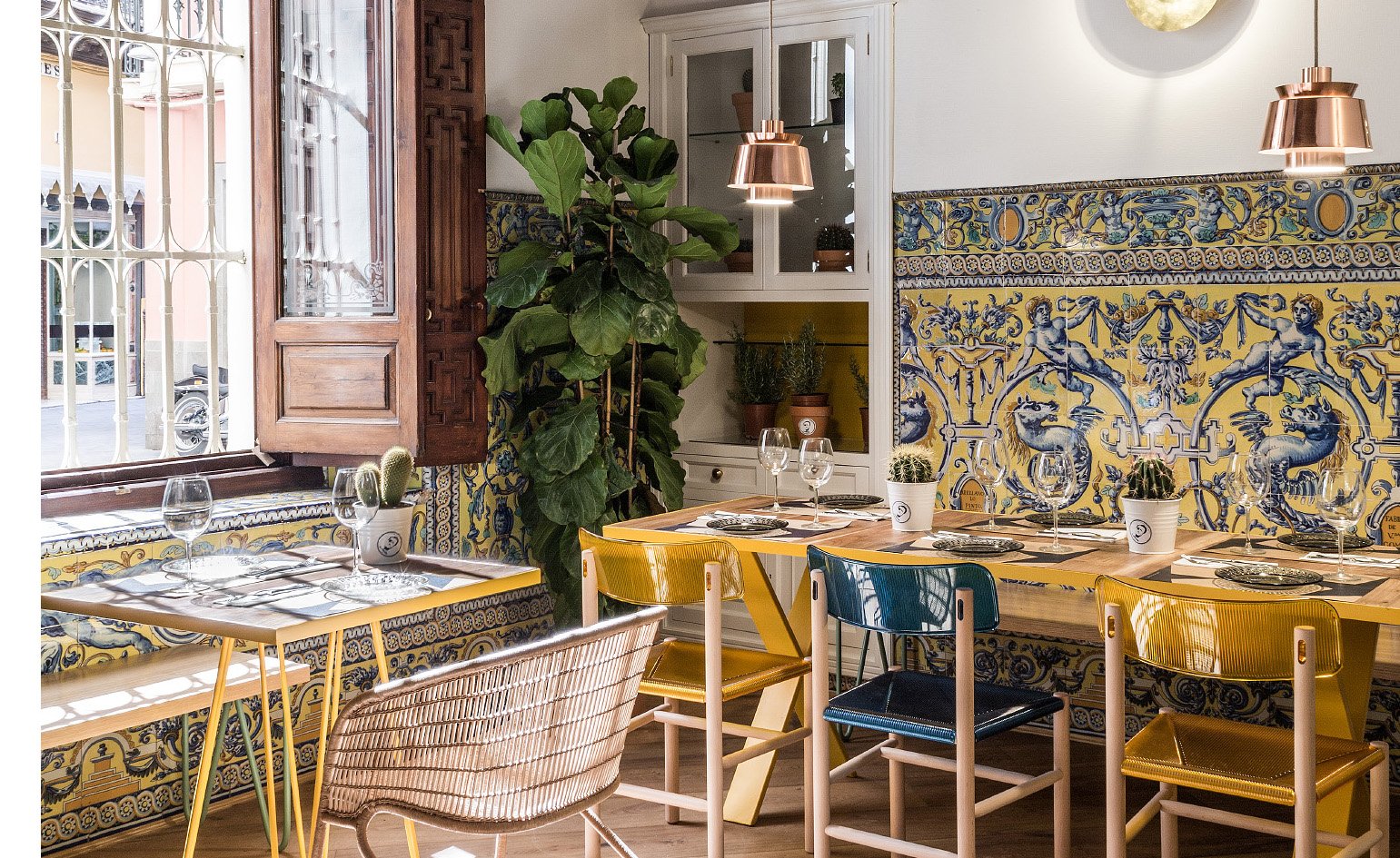 Restaurante El Pintón restaurant in Seville, Spain