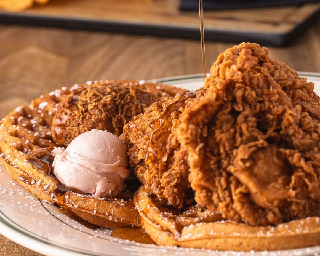 Fixins Soul Kitchen restaurant in Sacramento, United States