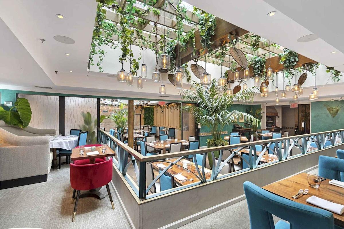 Victor's Cafe, Restaurant in New York City