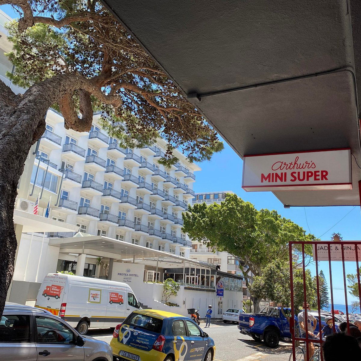 Arthur’s Mini Super, Restaurant in Cape Town
