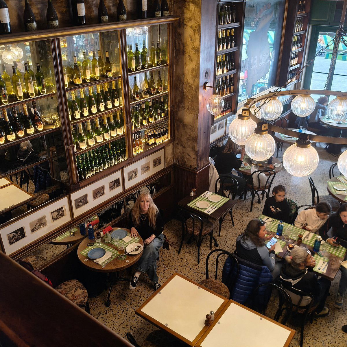 Casa Delfin, Restaurant in Barcelona