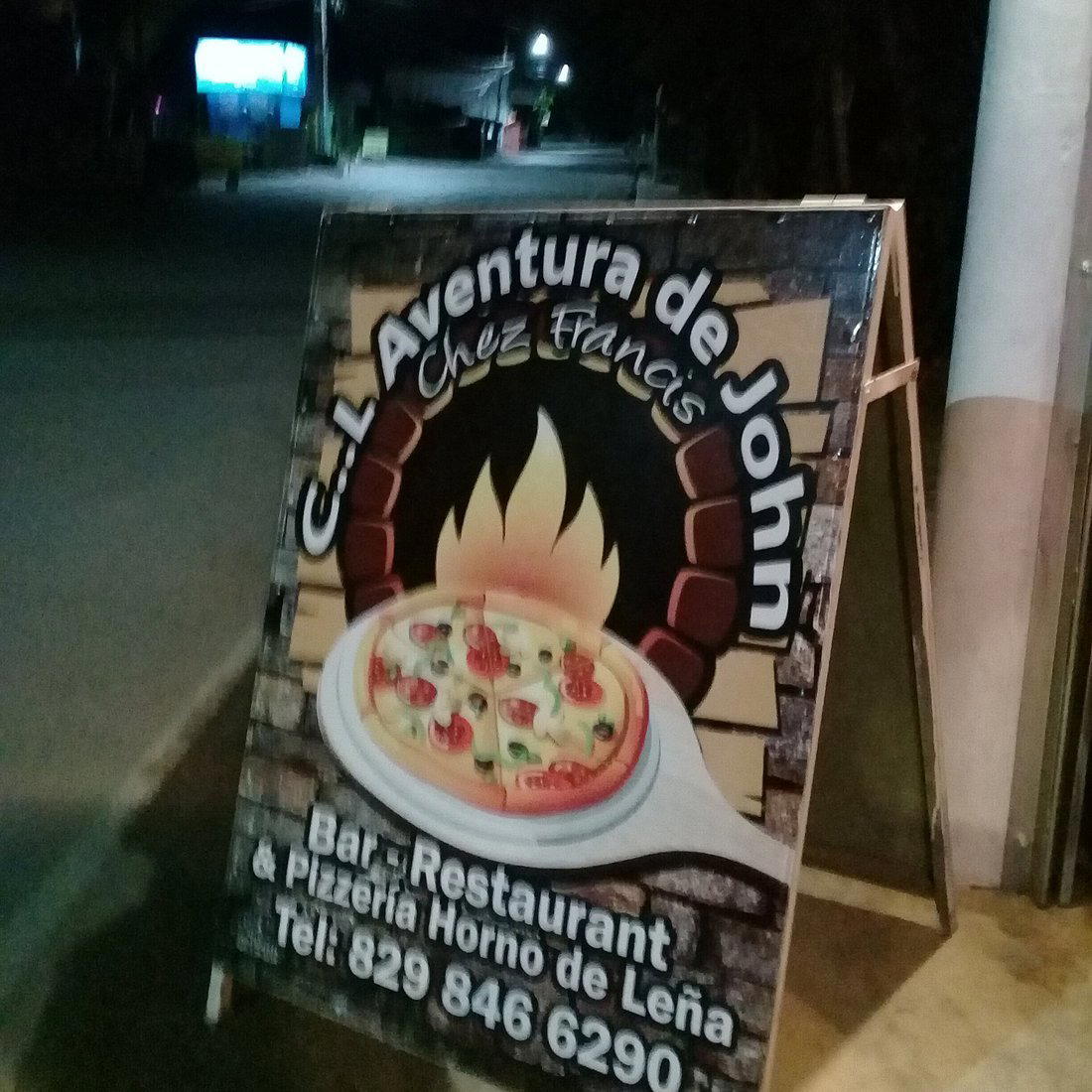 C. L’Aventura de John restaurant in Las Galeras
