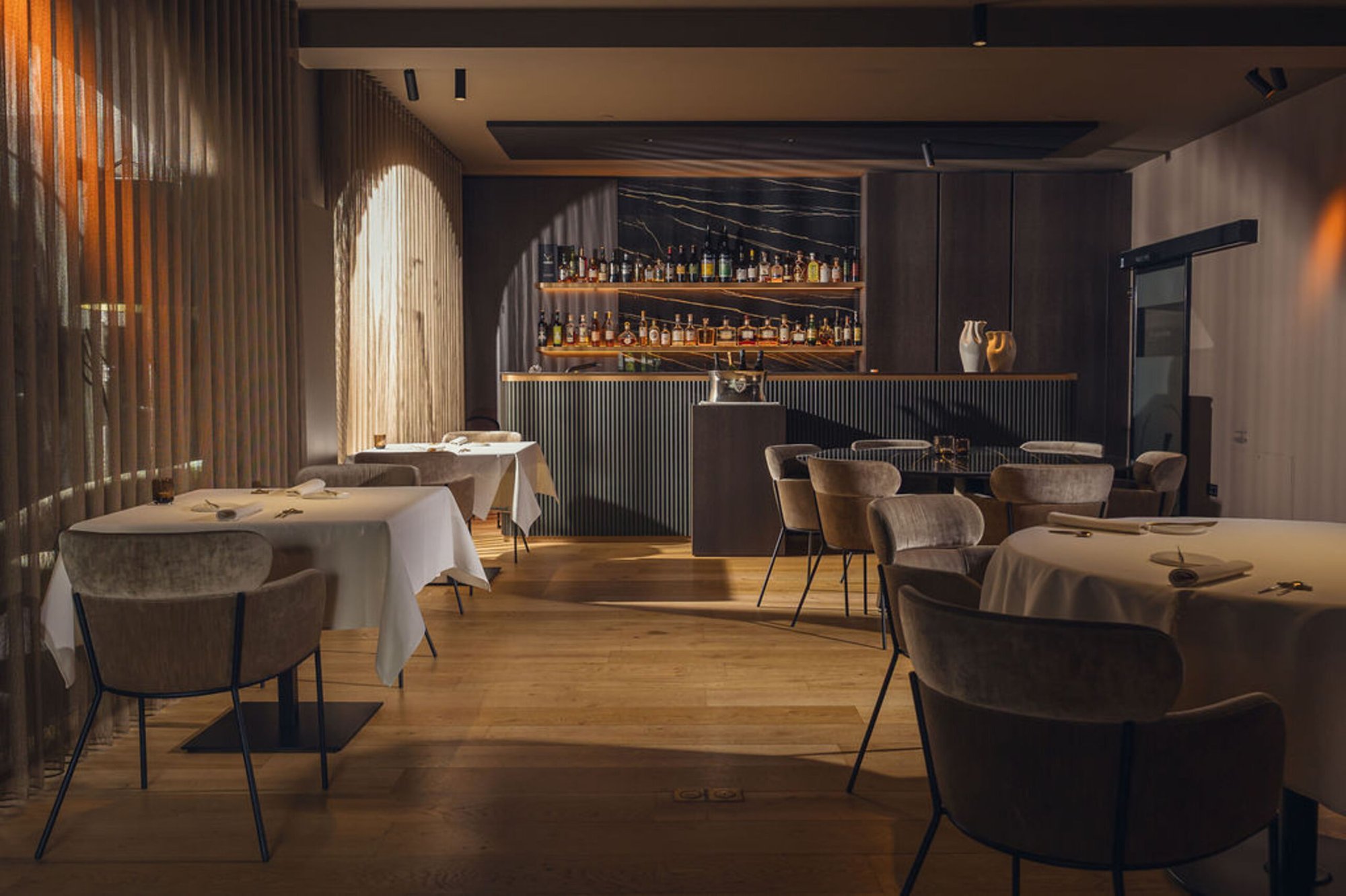 Restaurant Imprévu by De Barrier