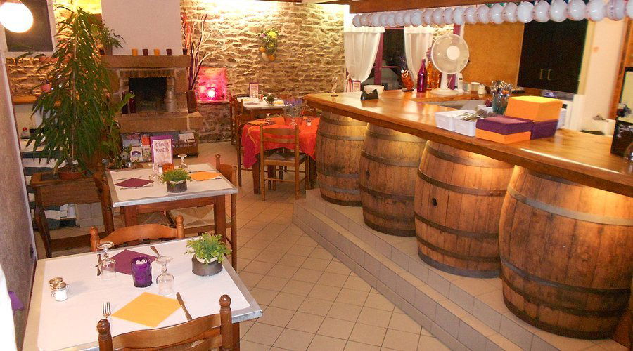 Les Fougères, Restaurant in Pleyber Christ