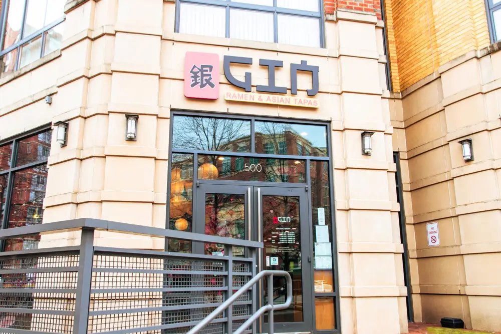 Gin Ramen & Asian Tapas, Restaurant in Alexandria