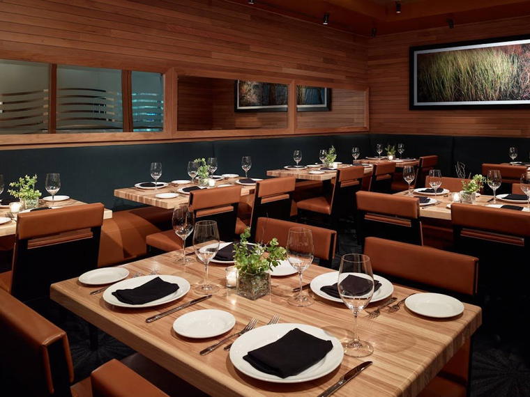Devon Seafood & Steak, Oak Brook, United States