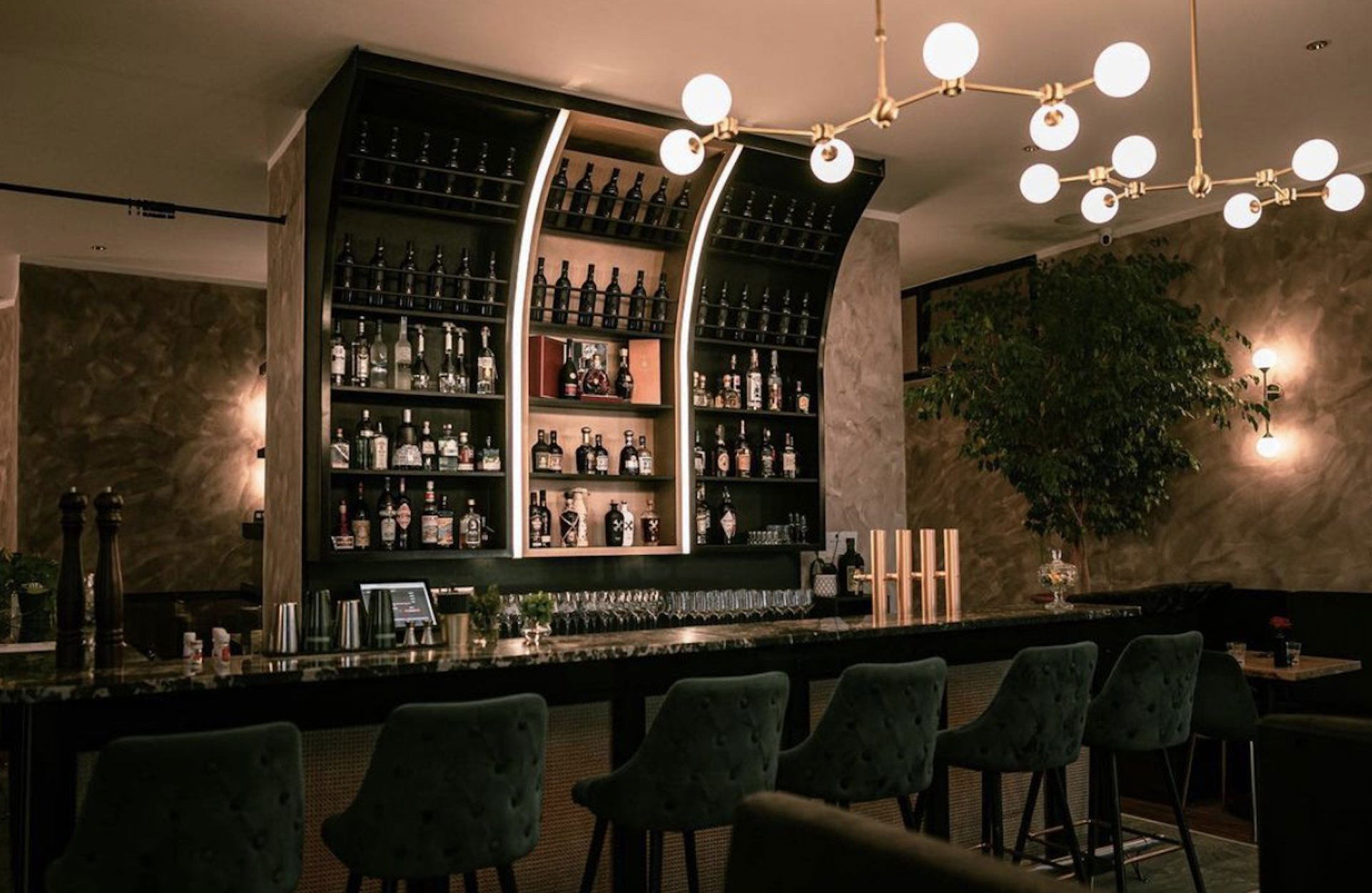 Würstelstand, Restaurant in Vienna