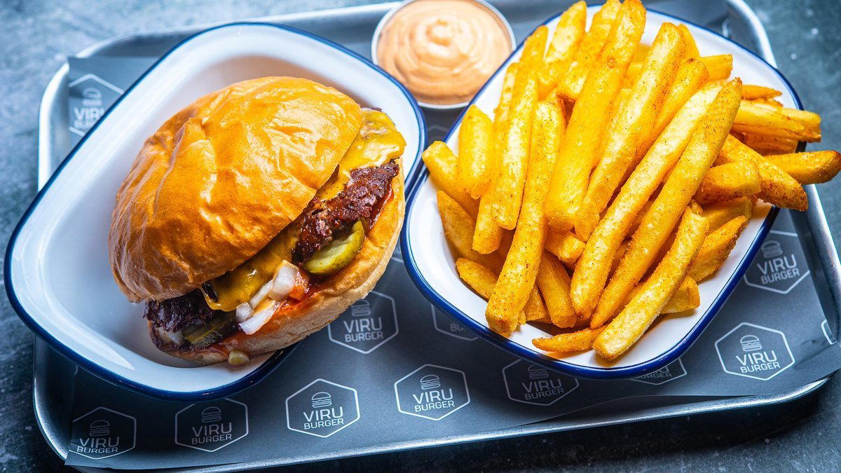 Viru Burger restaurant in Tartu