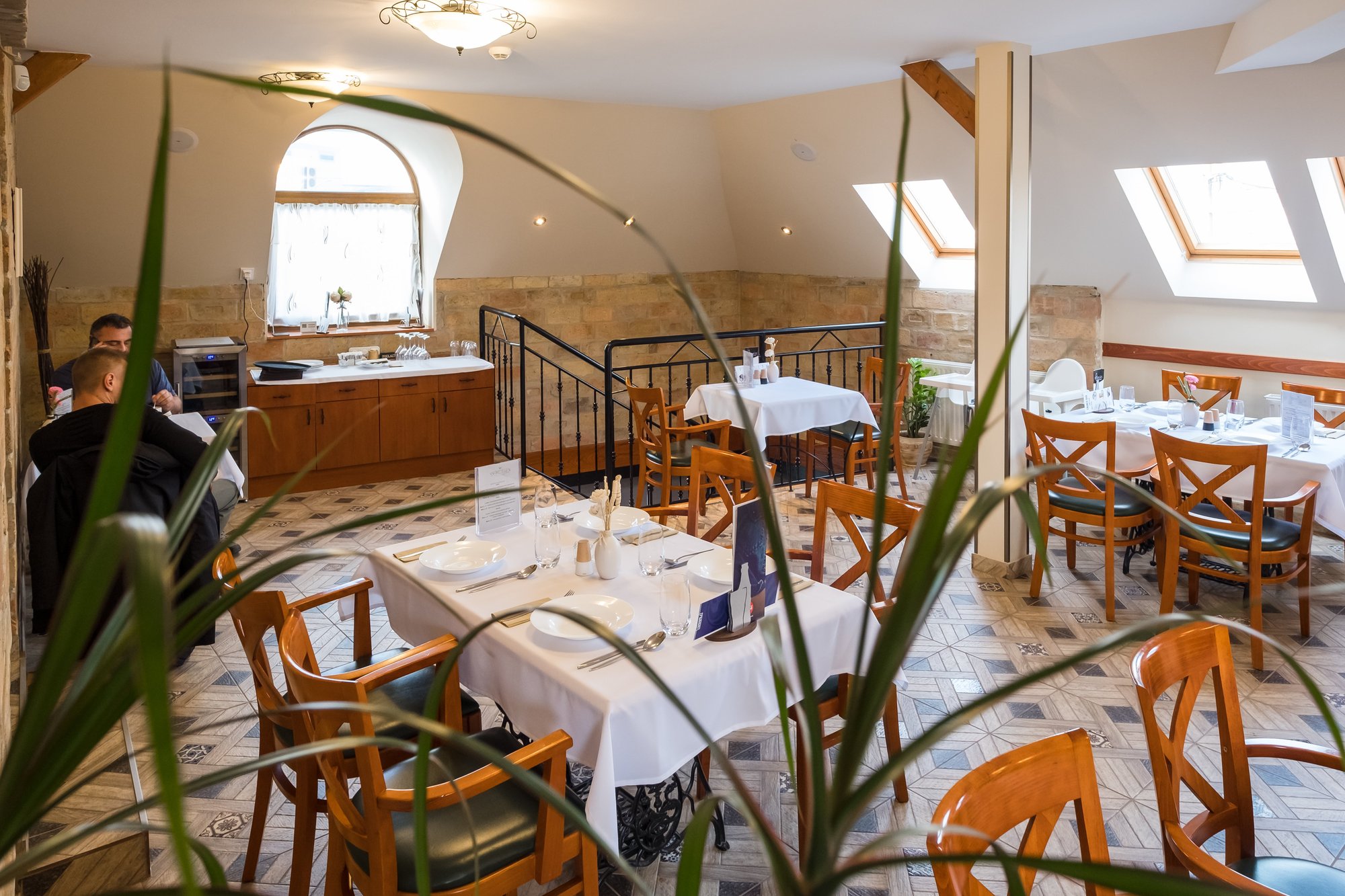 bEAT, Restaurant in Székesfehérvár