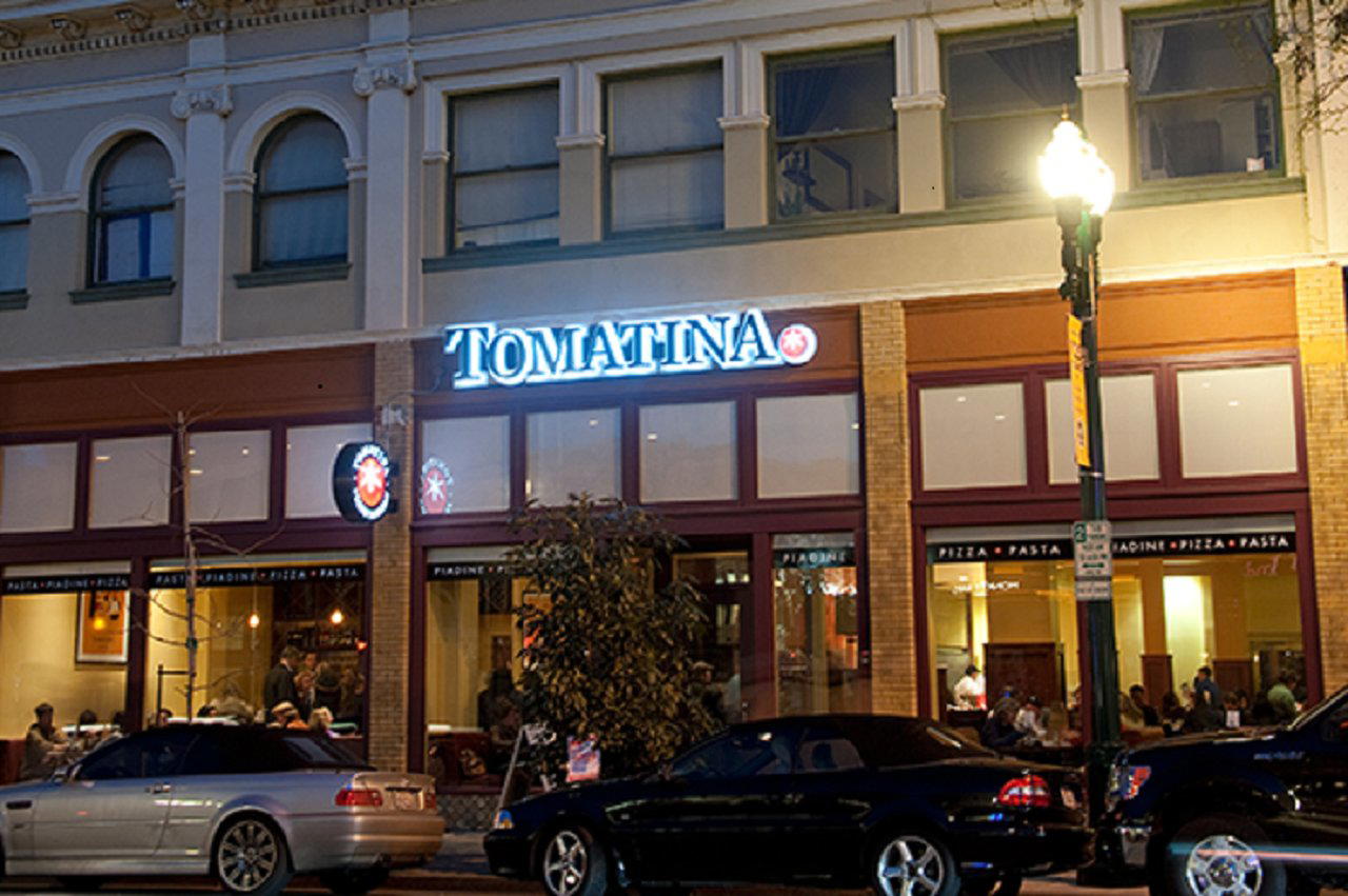 Tomatina restaurant in Alameda, United States