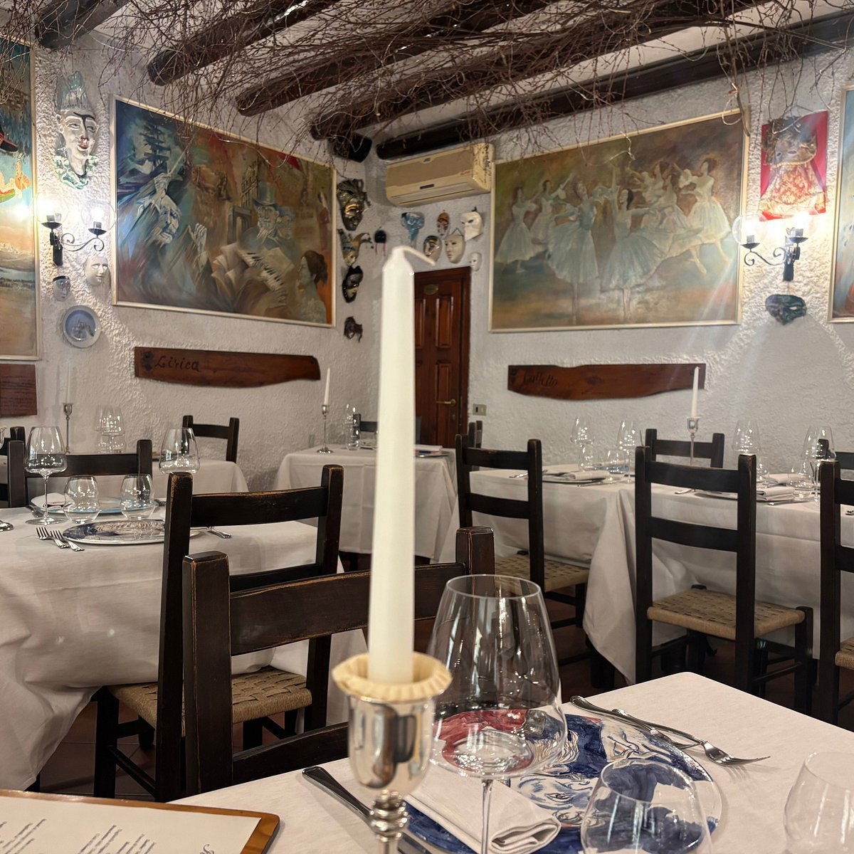 TEATRO Restaurant, Restaurant in Prague