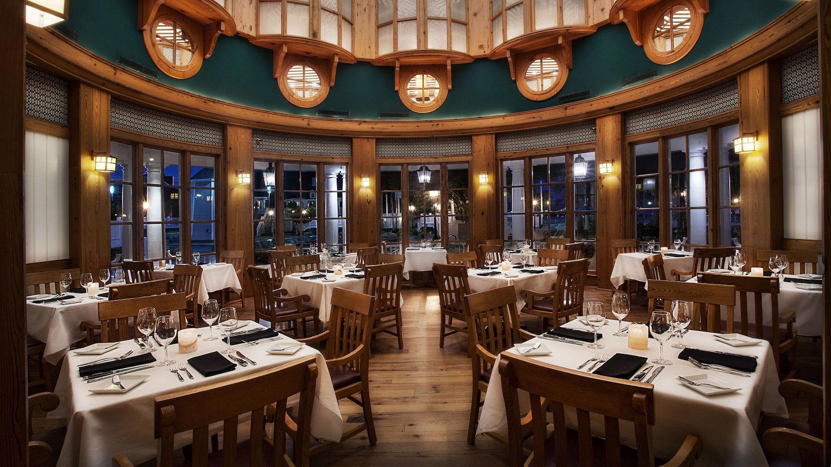 Yachtsman Steakhouse restaurant in Orlando, United States