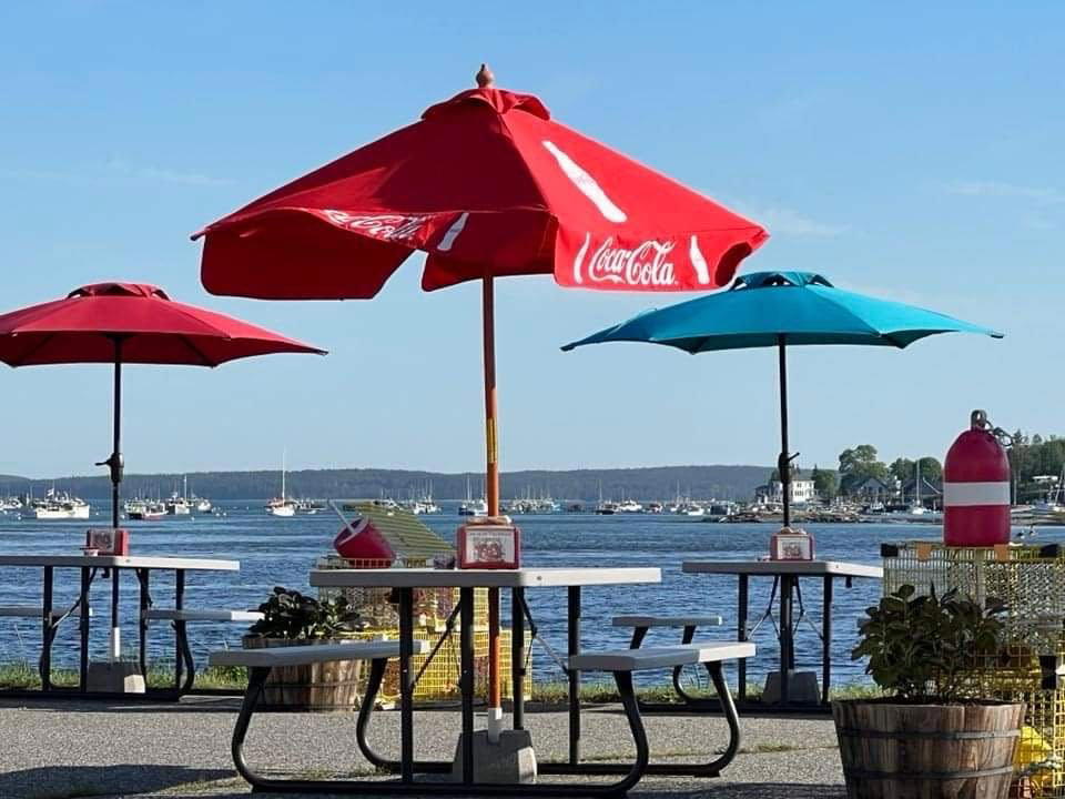Archie's Lobster restaurant in Tremont