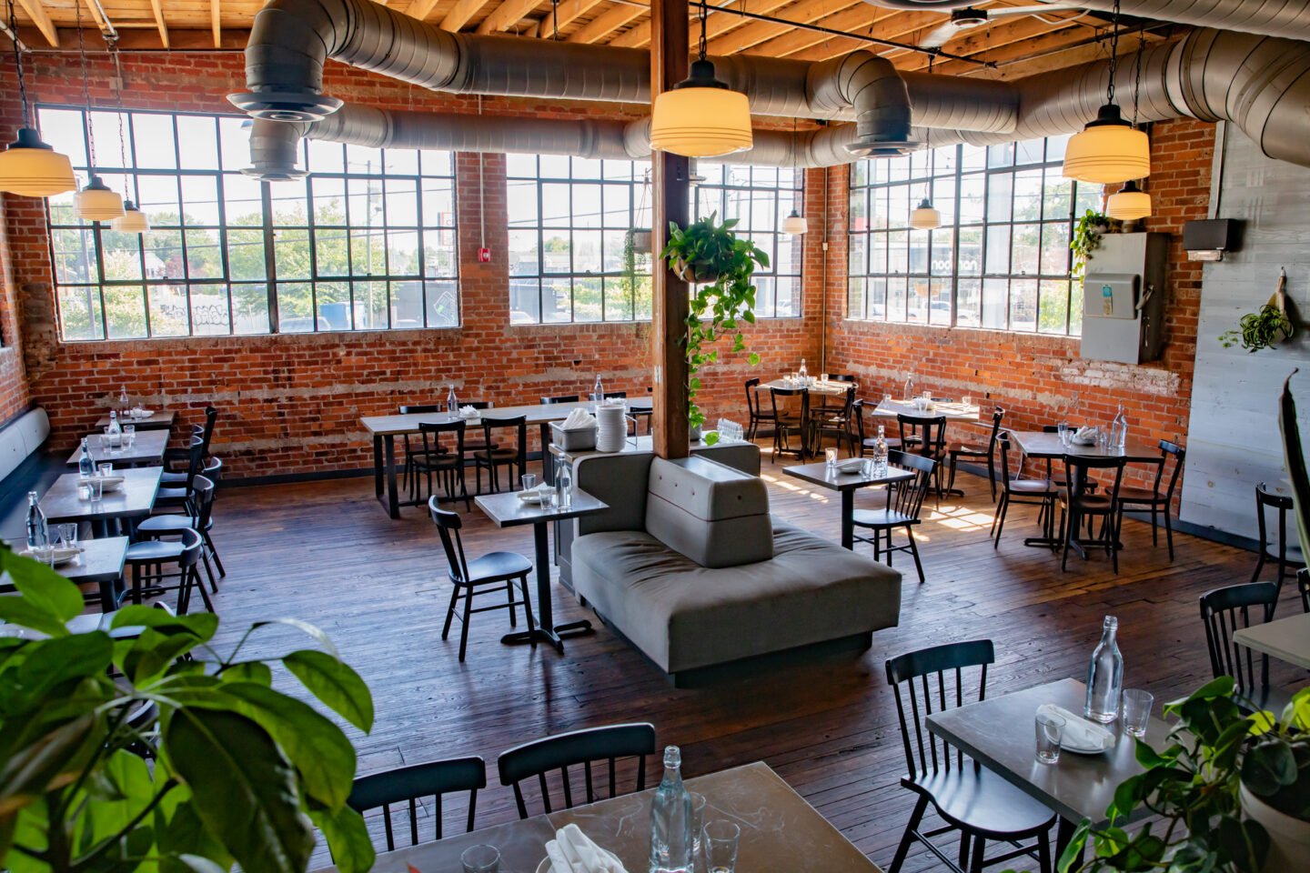 Nicky's Coal Fired, Restaurant in Nashville