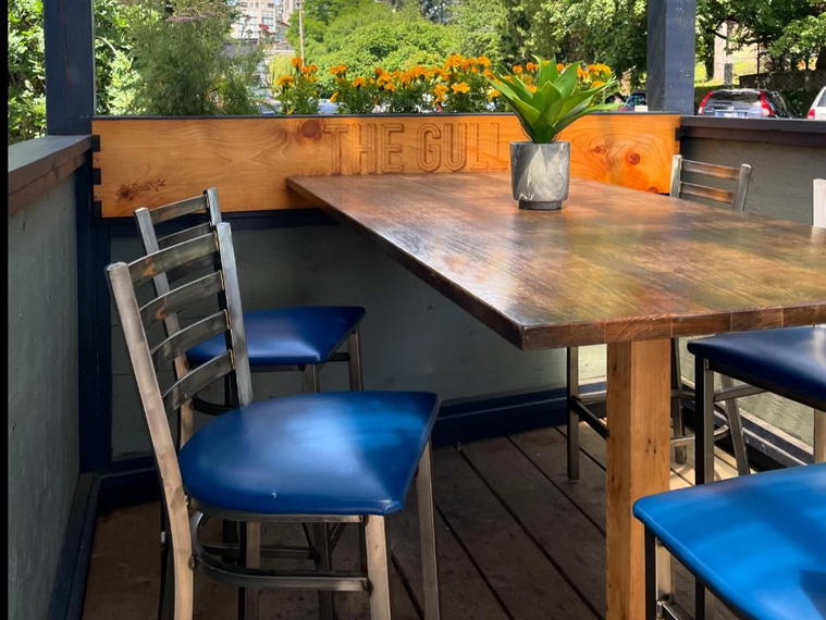 The Gull Bar and Kitchen, North Vancouver, Canada