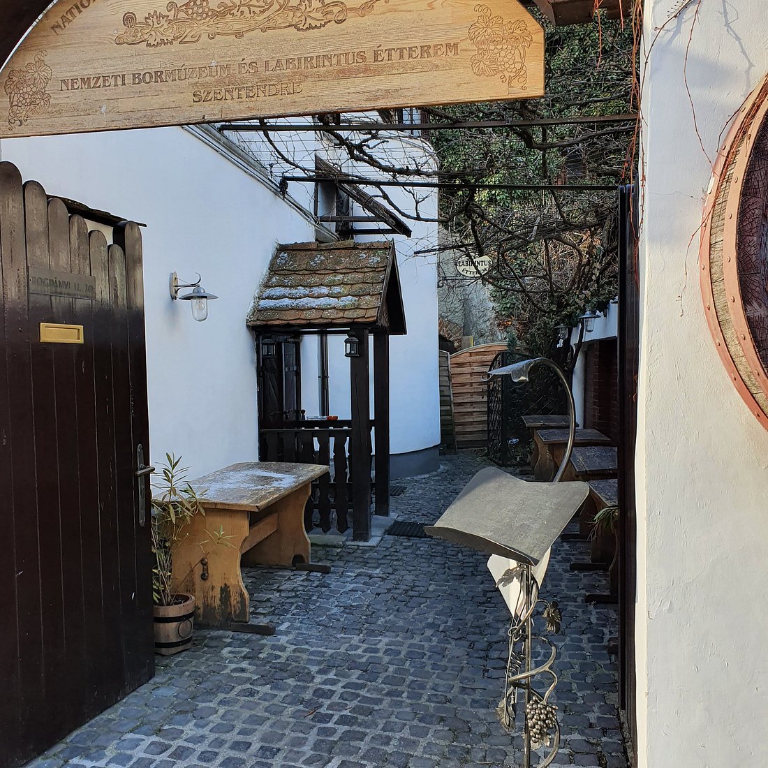 Labirintus Étterem restaurant in Szentendre, Hungary