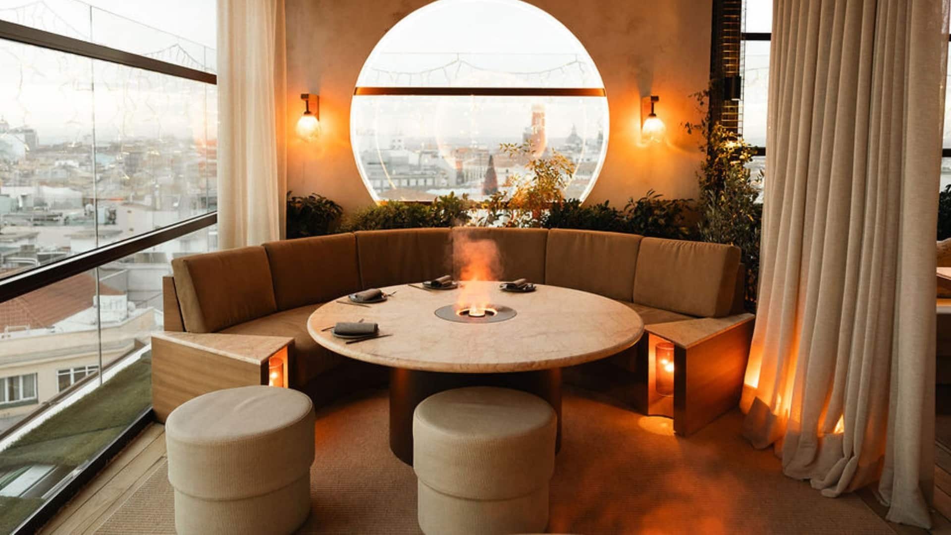 Rooftop Restaurant at Thompson Madrid