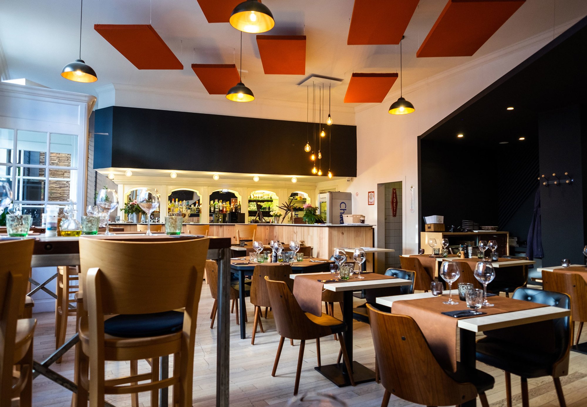 Oscar, Restaurant in Mons
