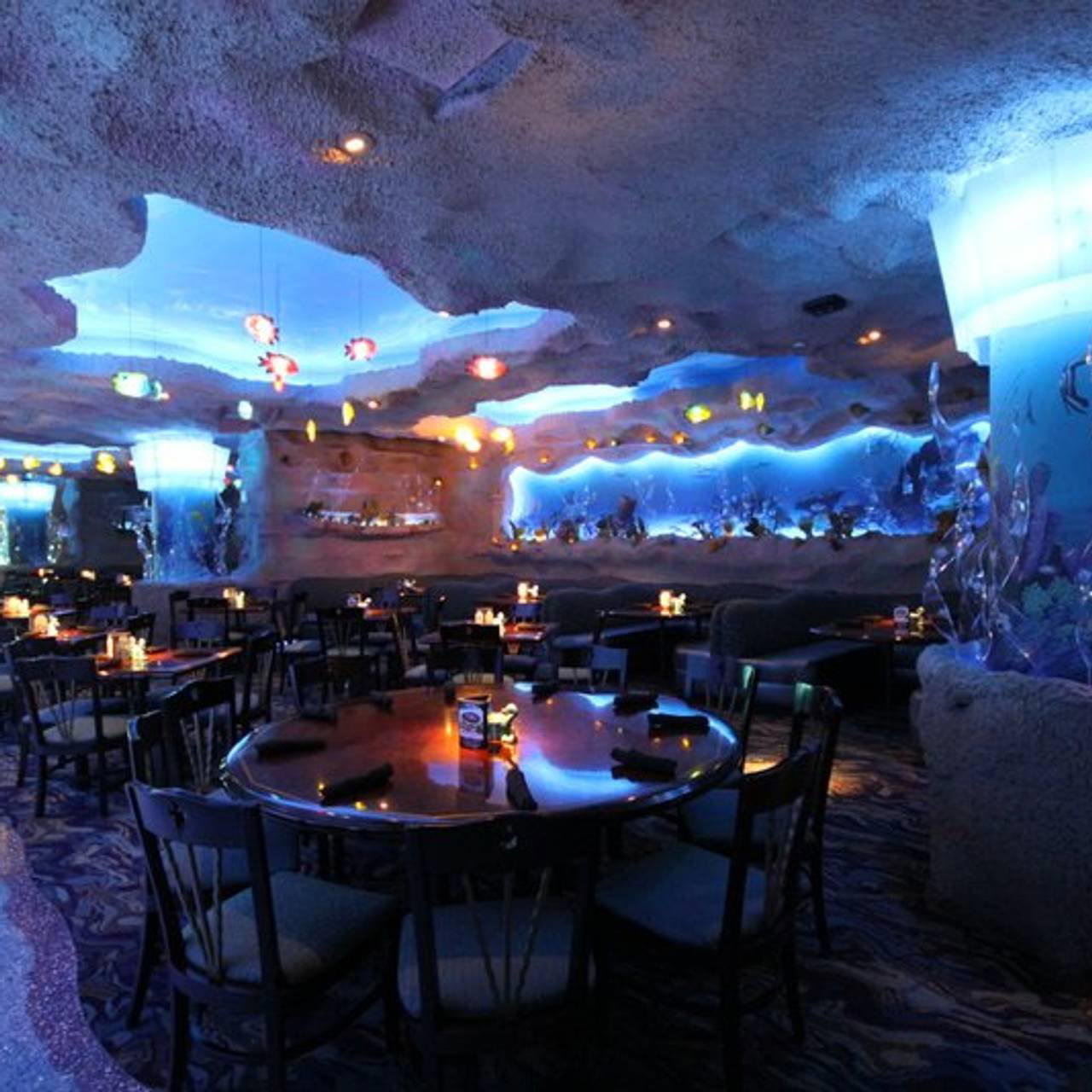 Downtown Aquarium restaurant in Houston, United States