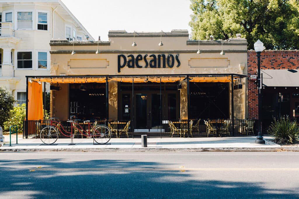 Paesanos restaurant in Sacramento, United States