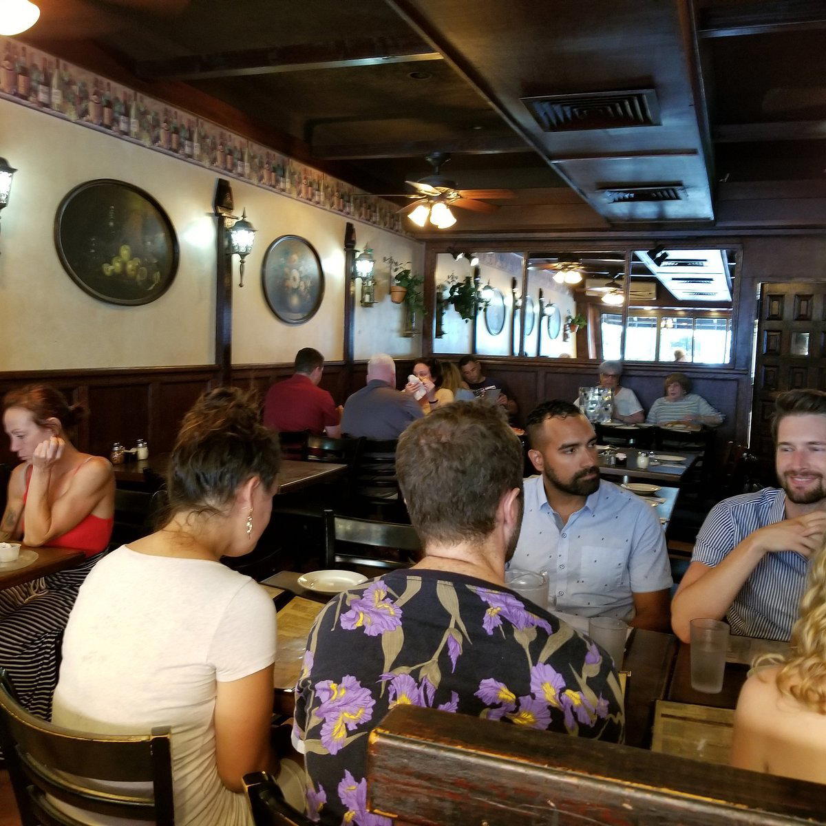 Marra's restaurant in Philadelphia, United States