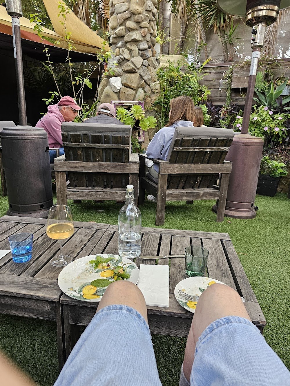 Barrel 33 restaurant in Ventura, United States