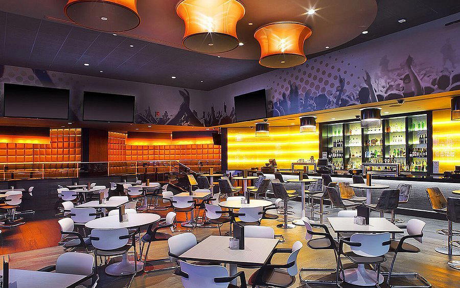 Asylum Restaurant, Coquitlam, Canada