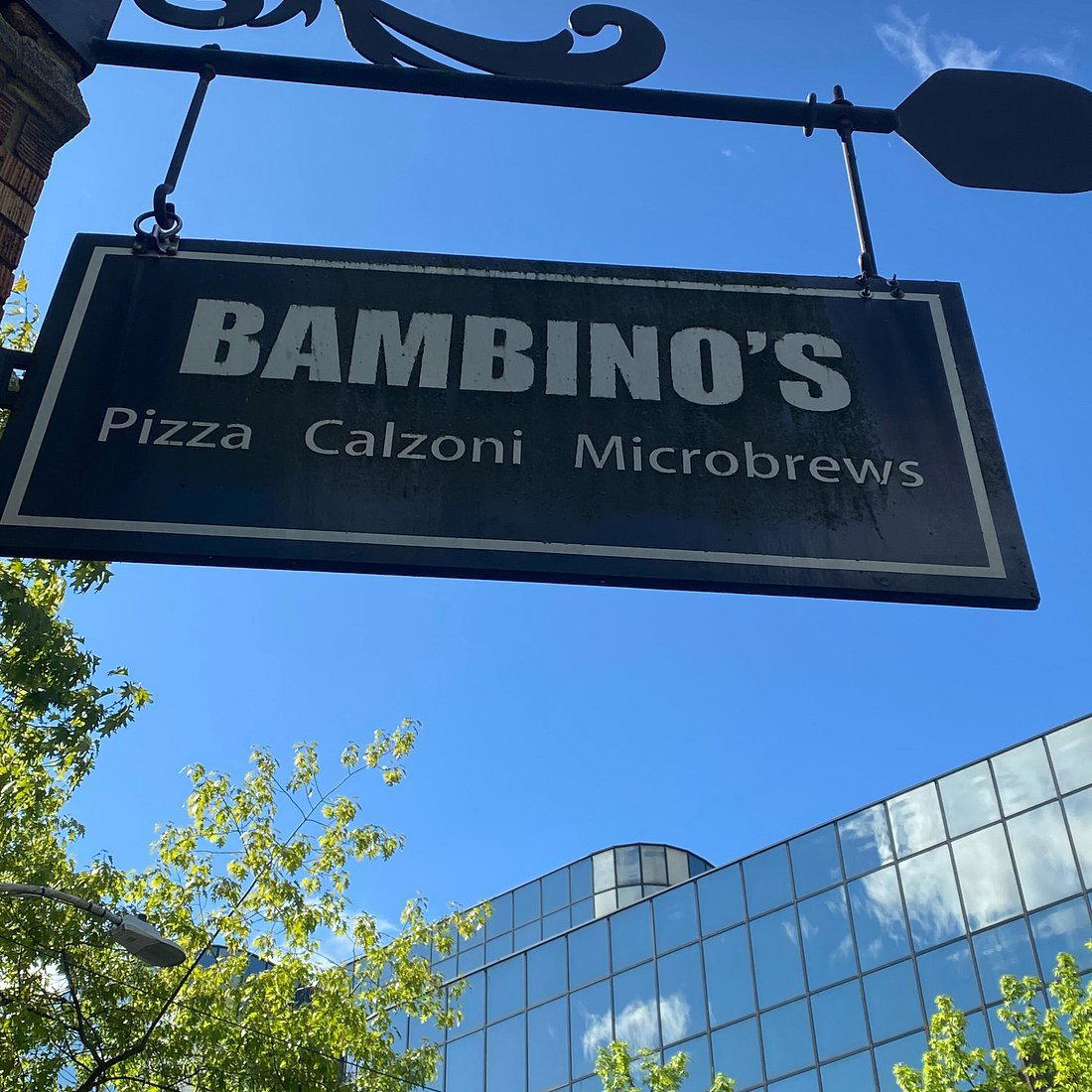 BAMBINOS PIZZERIA restaurant in Seattle, United States