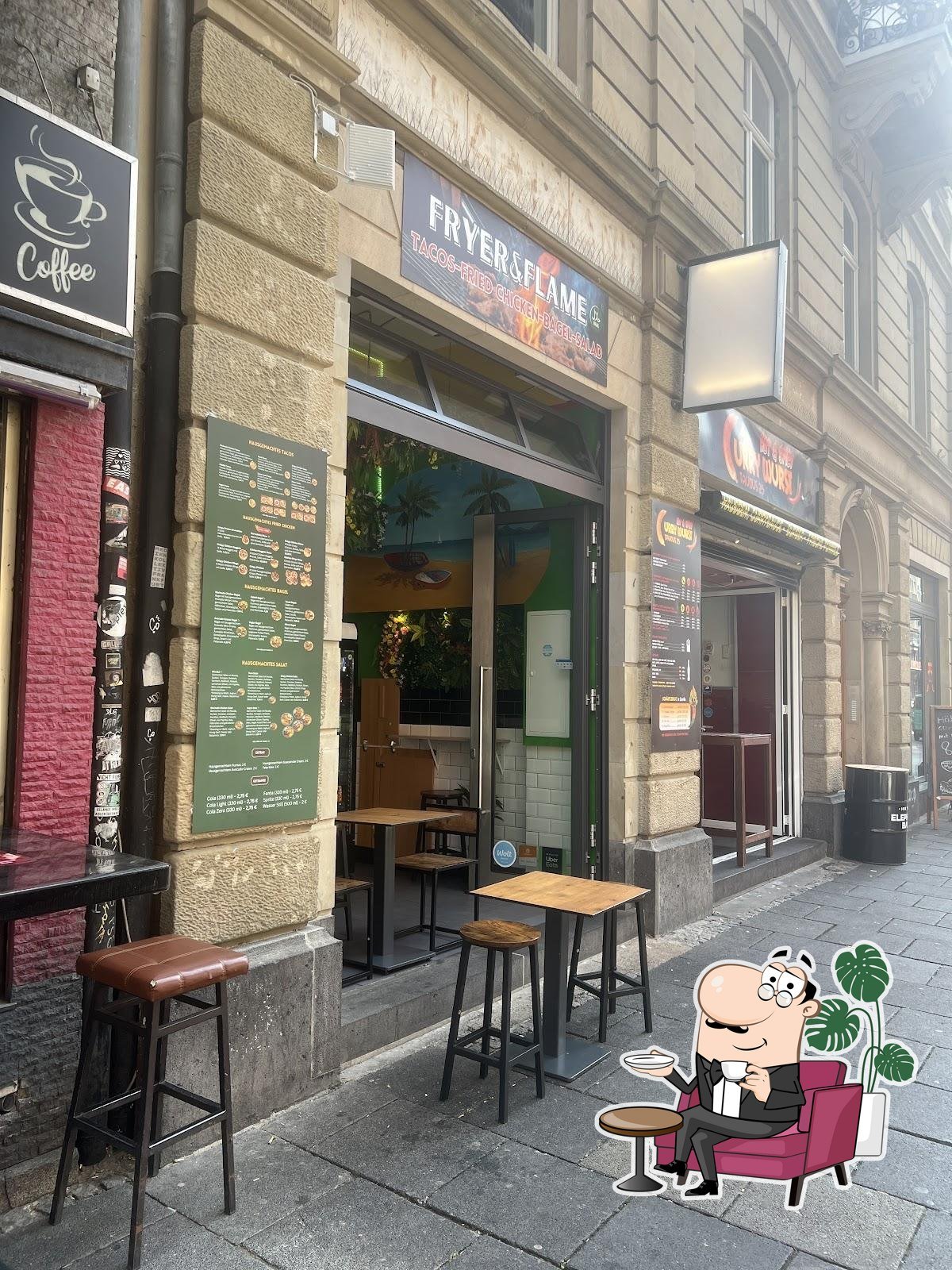 Currywurst Taunus 25, Restaurant in Frankfurt